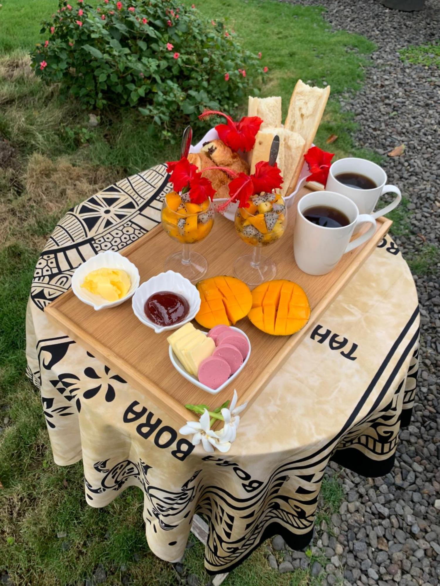A Tomo Mai Homestay, Close To Airport, Private Bathroom Free Parking And Wifi With High Connection And Breakfast Optional Faaa Εξωτερικό φωτογραφία