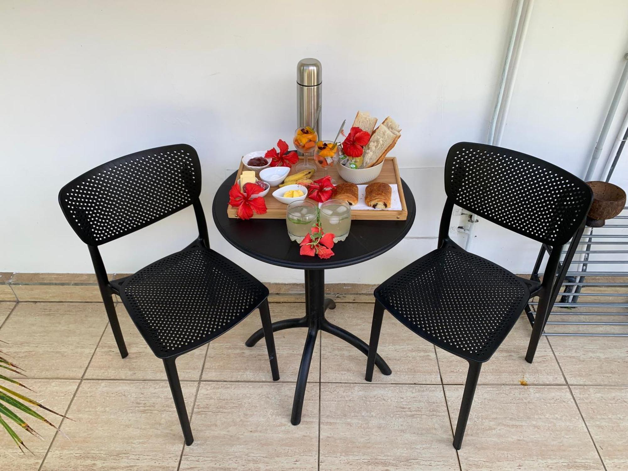 A Tomo Mai Homestay, Close To Airport, Private Bathroom Free Parking And Wifi With High Connection And Breakfast Optional Faaa Εξωτερικό φωτογραφία